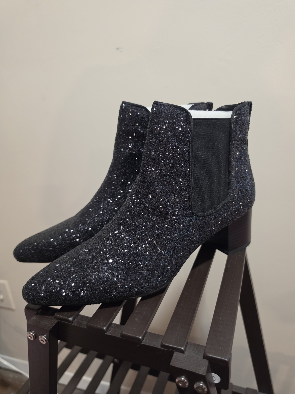 Forever 21 Black Glitter Chelsea Ankle Boots
